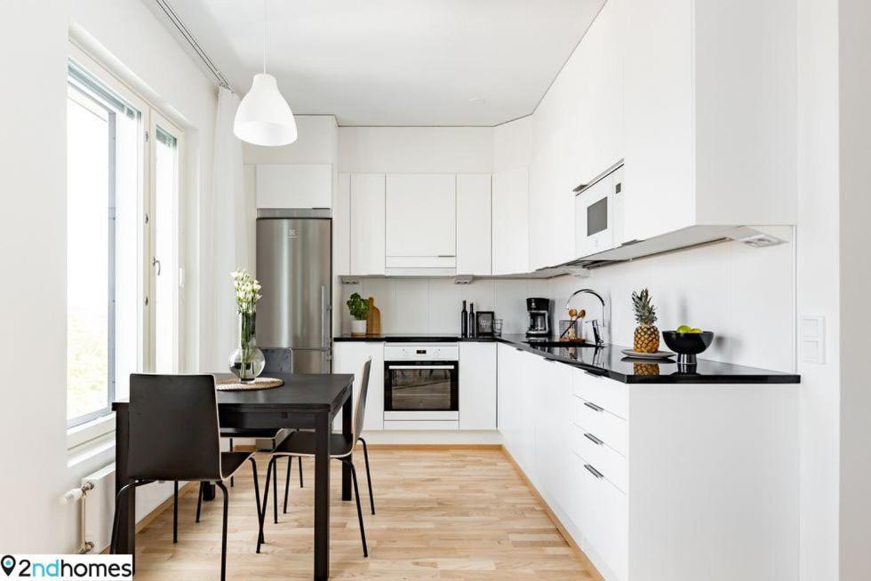 "Kanava" - New 1Br Apartment With Sauna, Balcony & Views, Hosted By 2Ndhomes Tampere Esterno foto